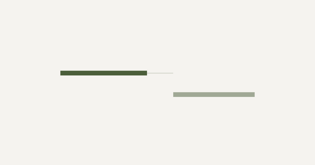 Duas linhas horizontais paralelas com um intervalo entre o fim de uma e o início da outra, em verde-musgo sobre fundo off-white